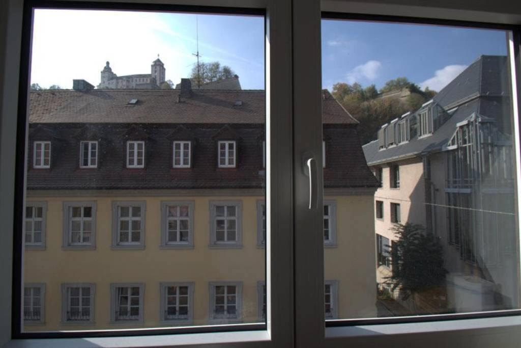 Stilvolle Wohnung Direkt In Der City Wurzburg Bagian luar foto